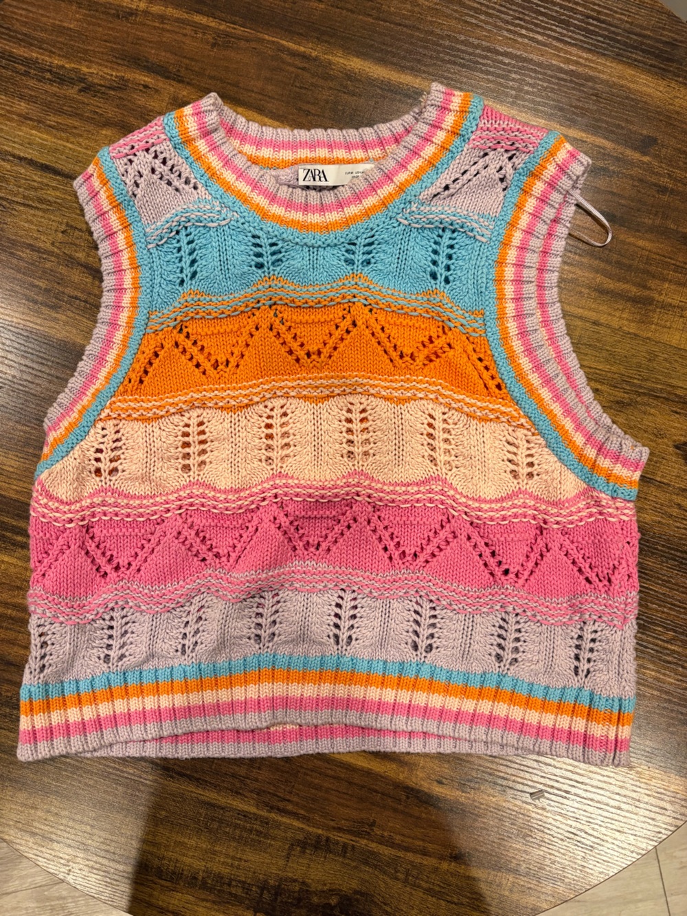 Multicolor Crocheted Knit Sleeveless Sweater Top